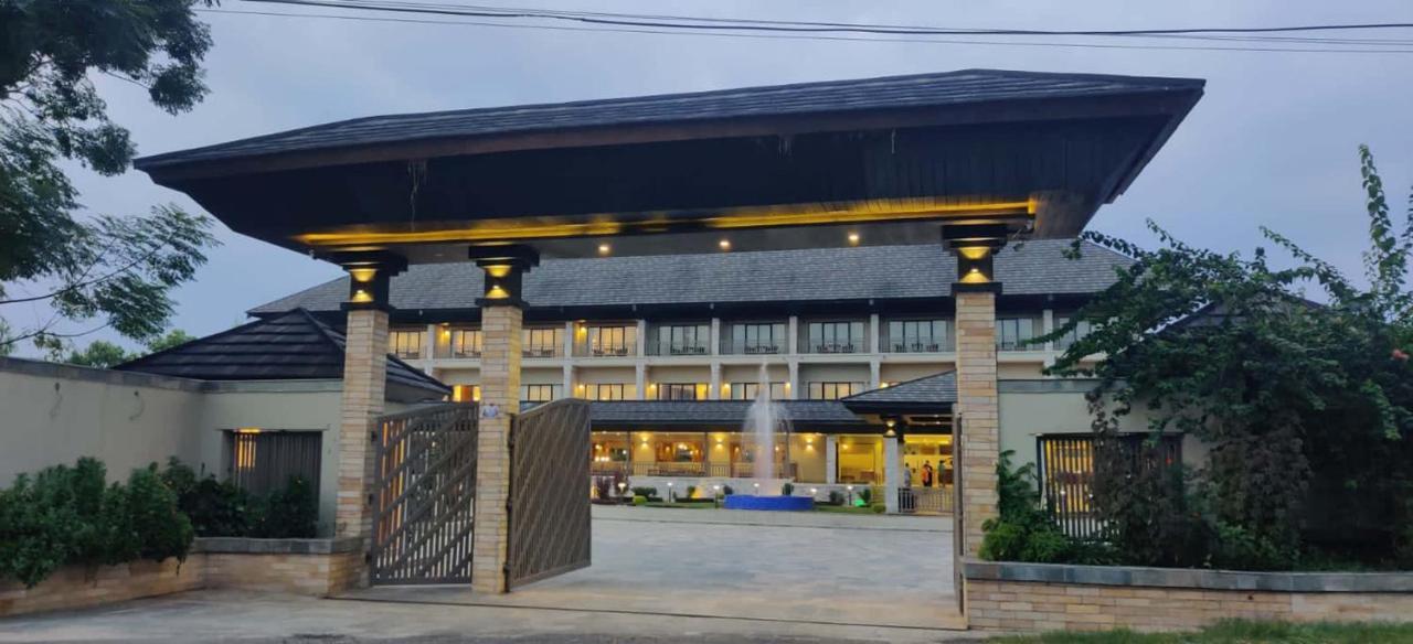 Soaltee Westend Resort Chitwan Exterior photo